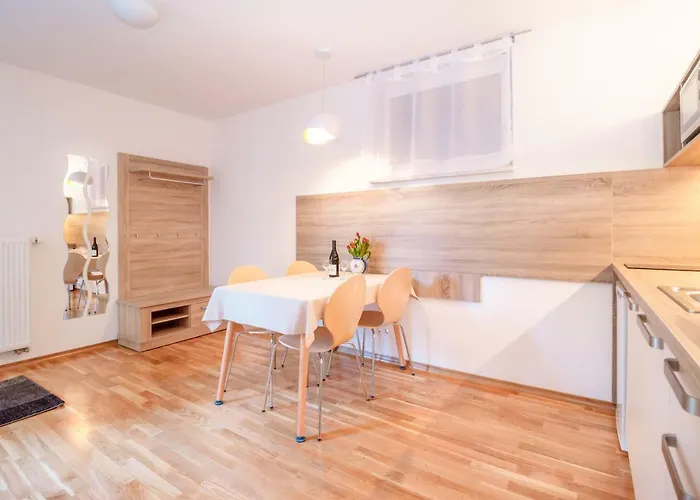 Alp Apartma דירה